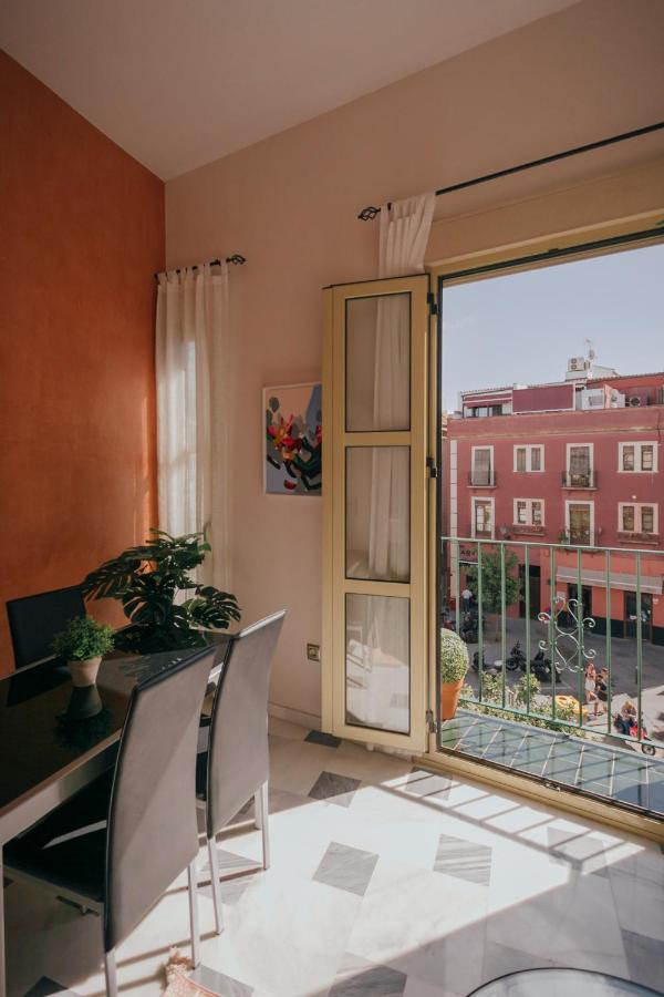 San Julian Apartment Sevilla Exteriör bild